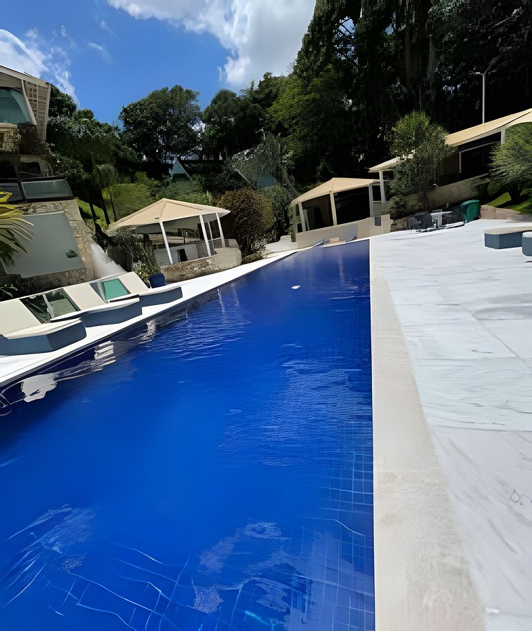 Casa de campo esmeraldas super luxo