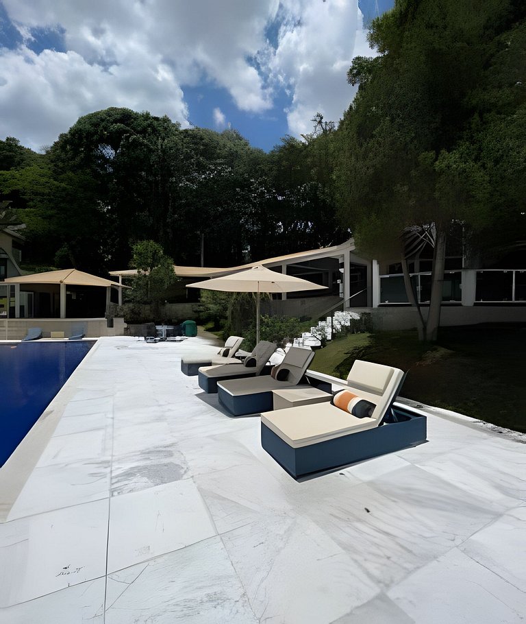 Casa de campo esmeraldas super luxo