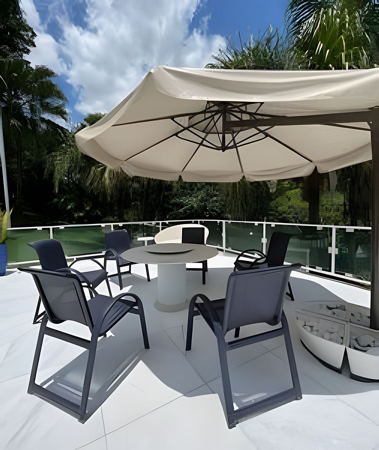 Casa de campo esmeraldas super luxo