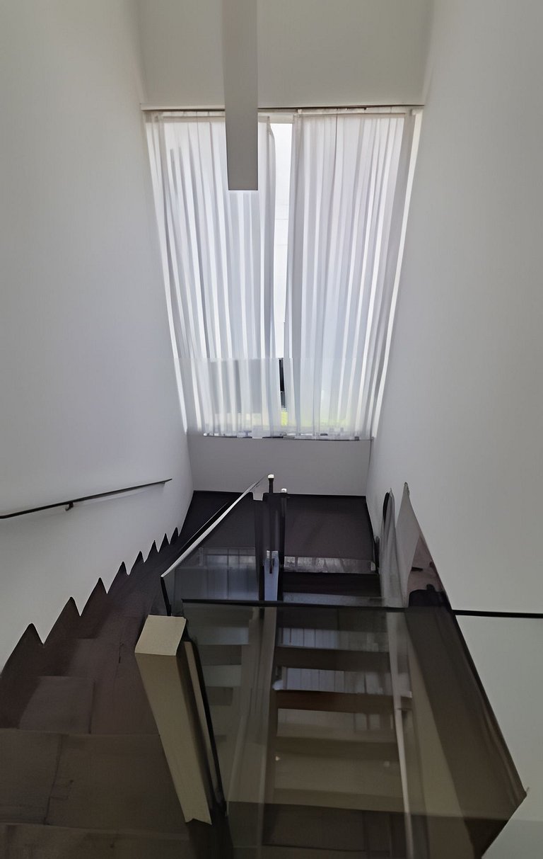 Casa de Luxo escarpas do lago- Capitolio/MG