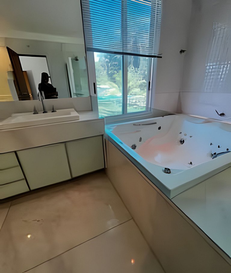 Sítio de Luxo com 7 Suítes – Condomínio