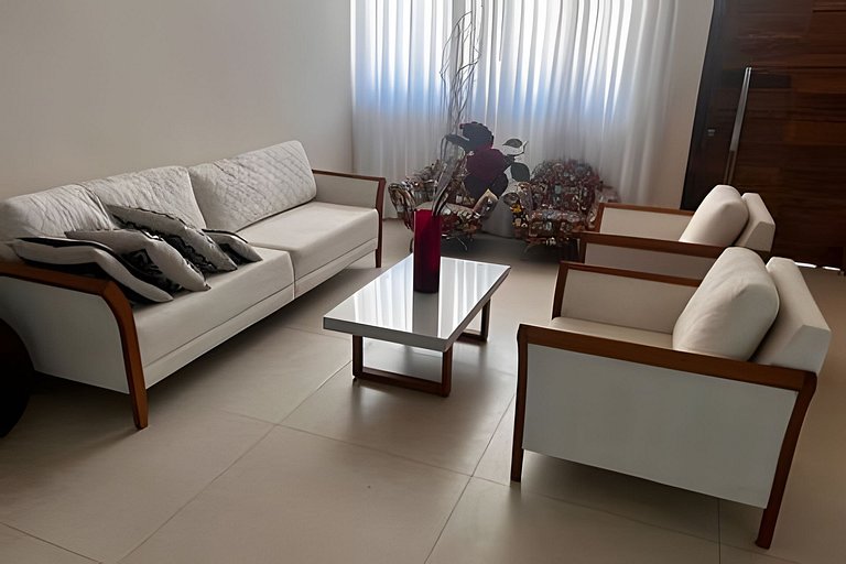 Sítio de Luxo com 7 Suítes – Condomínio