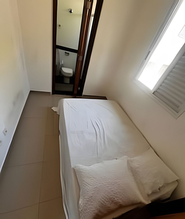 Sítio de Luxo com 7 Suítes – Condomínio