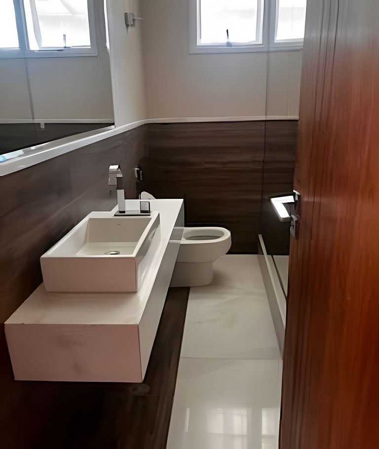 Sítio de Luxo com 7 Suítes – Condomínio