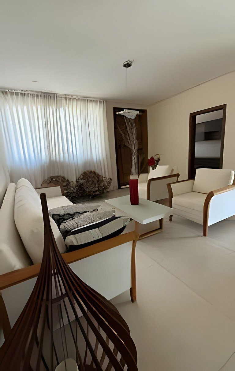 Sítio de Luxo com 7 Suítes – Condomínio