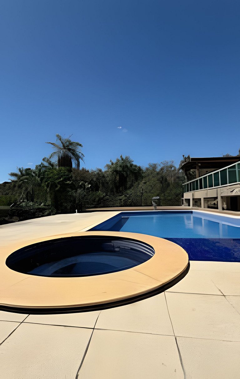 Sítio de Luxo com 7 Suítes – Condomínio