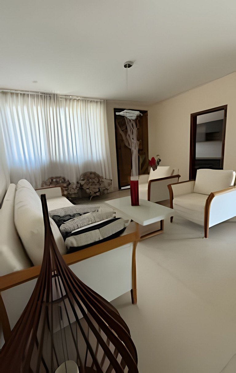 Sítio de Luxo com 7 Suítes – Condomínio