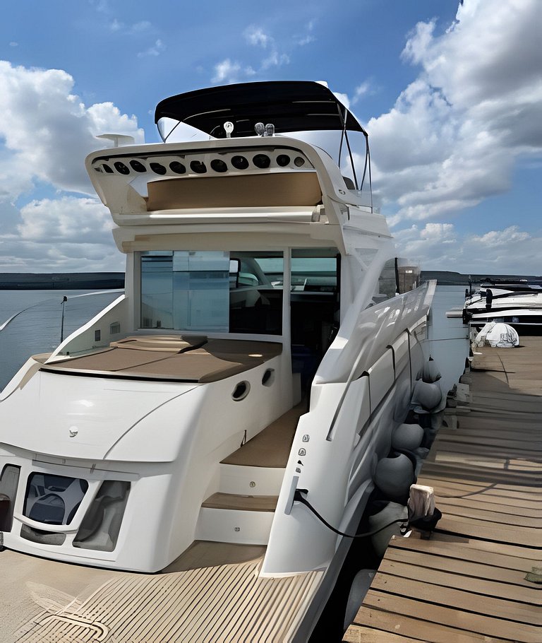 Lacha Ratão 50 Pés/ escarpas- Capitólio